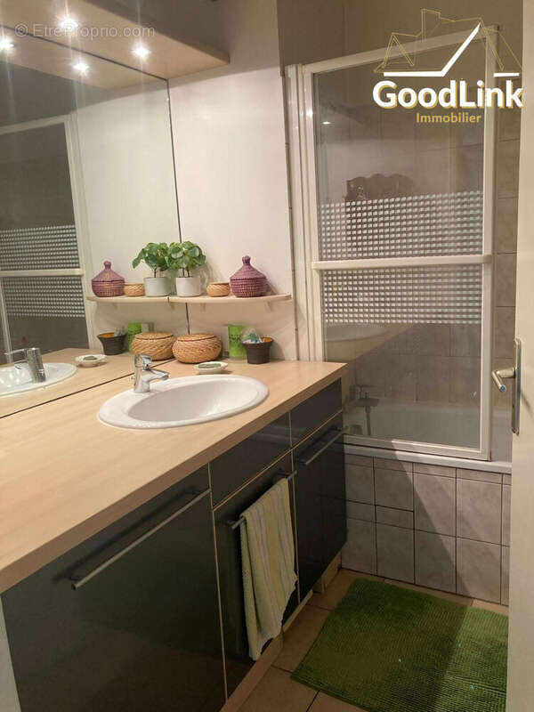 Appartement à CORBEIL-ESSONNES