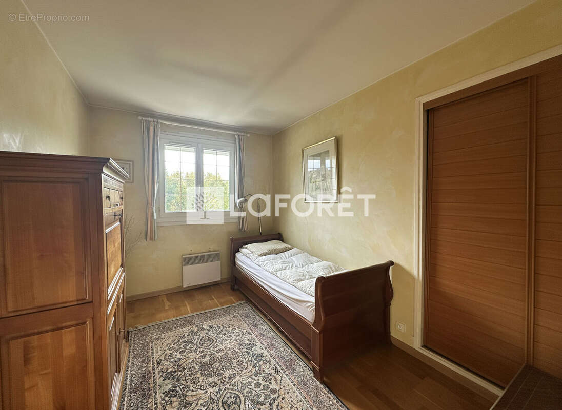 Maison à VIRY-CHATILLON