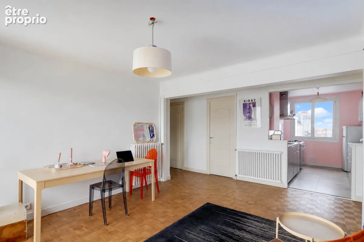Nantes Centre, à vendre au dernier étage appartement lumineux  Nantes Centre - photo 8