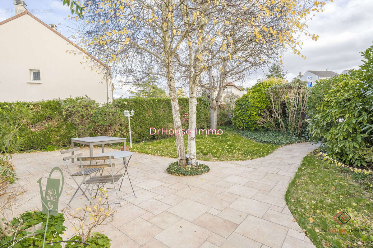 Maison à NOISY-LE-GRAND