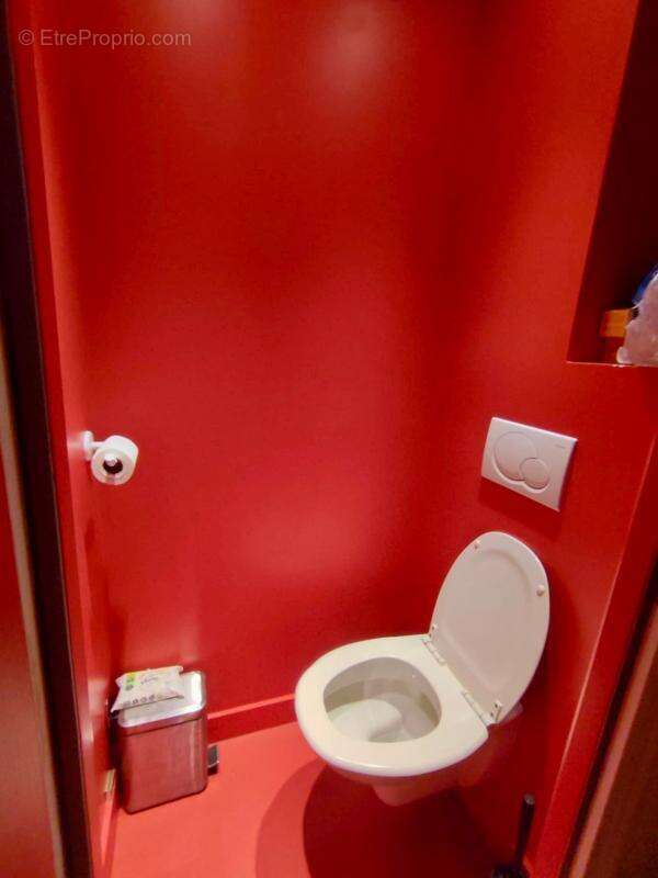 Commerce à PARIS-18E