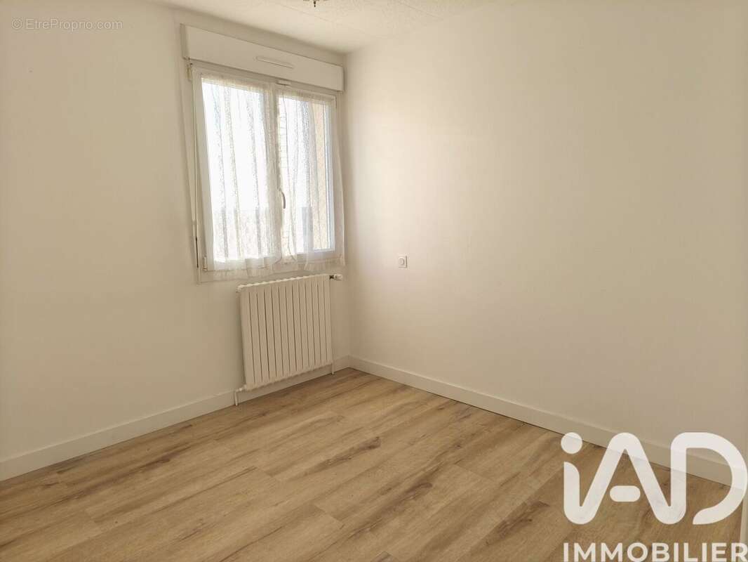 Photo 5 - Maison à VILLAINES-LA-JUHEL