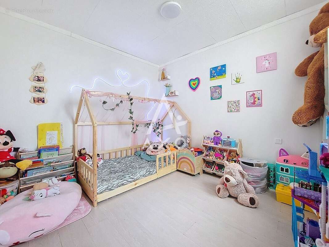 Maison à VILLEMANDEUR