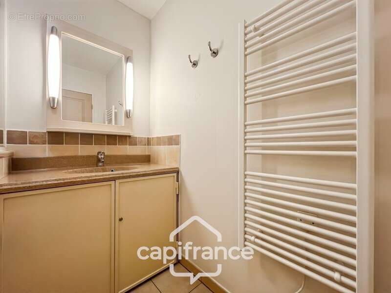 Appartement à MALLEMORT