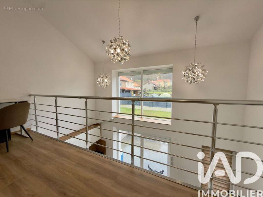 Maison 124 m² à Errouville  - photo 8