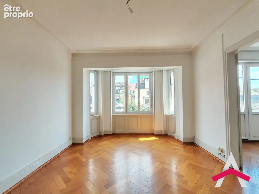 Appartement 4 pièces 91 m² à vendre à Mulhouse (68100) - photo 2