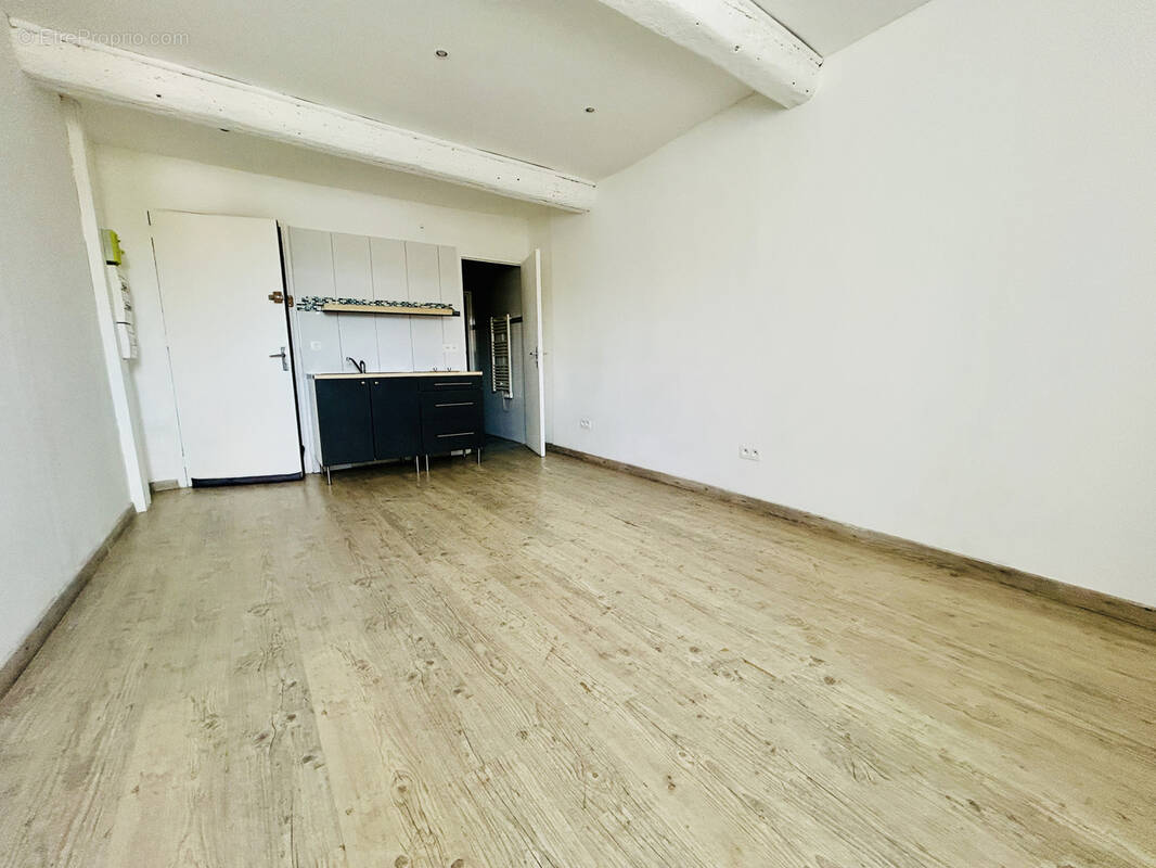 Appartement à LA VALETTE-DU-VAR