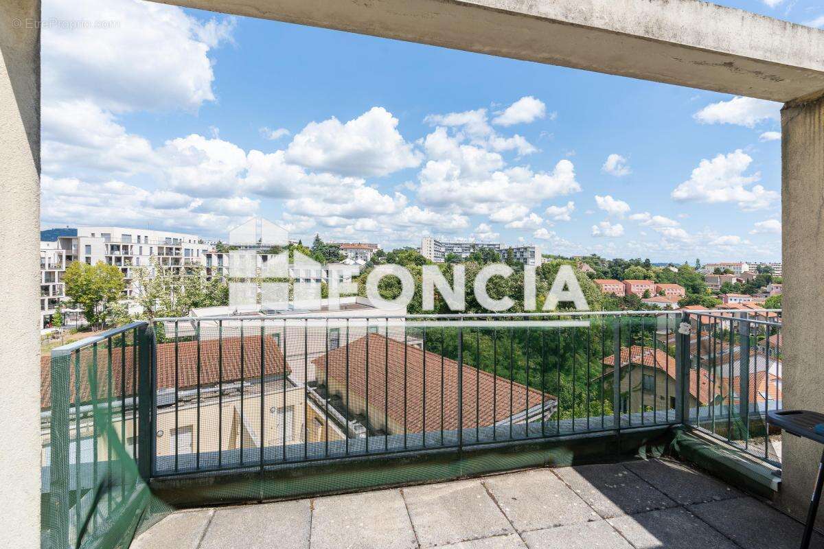 Appartement à LYON-4E