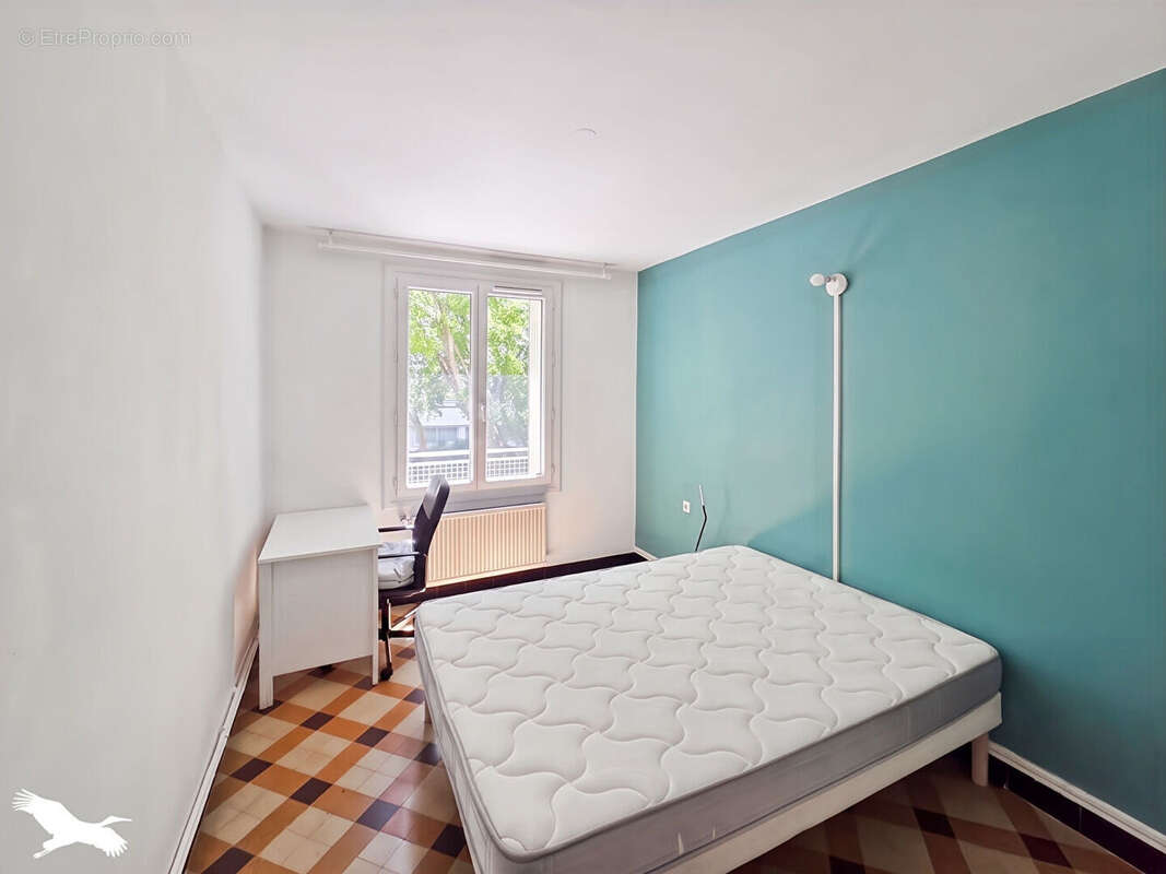Appartement à MARSEILLE-5E