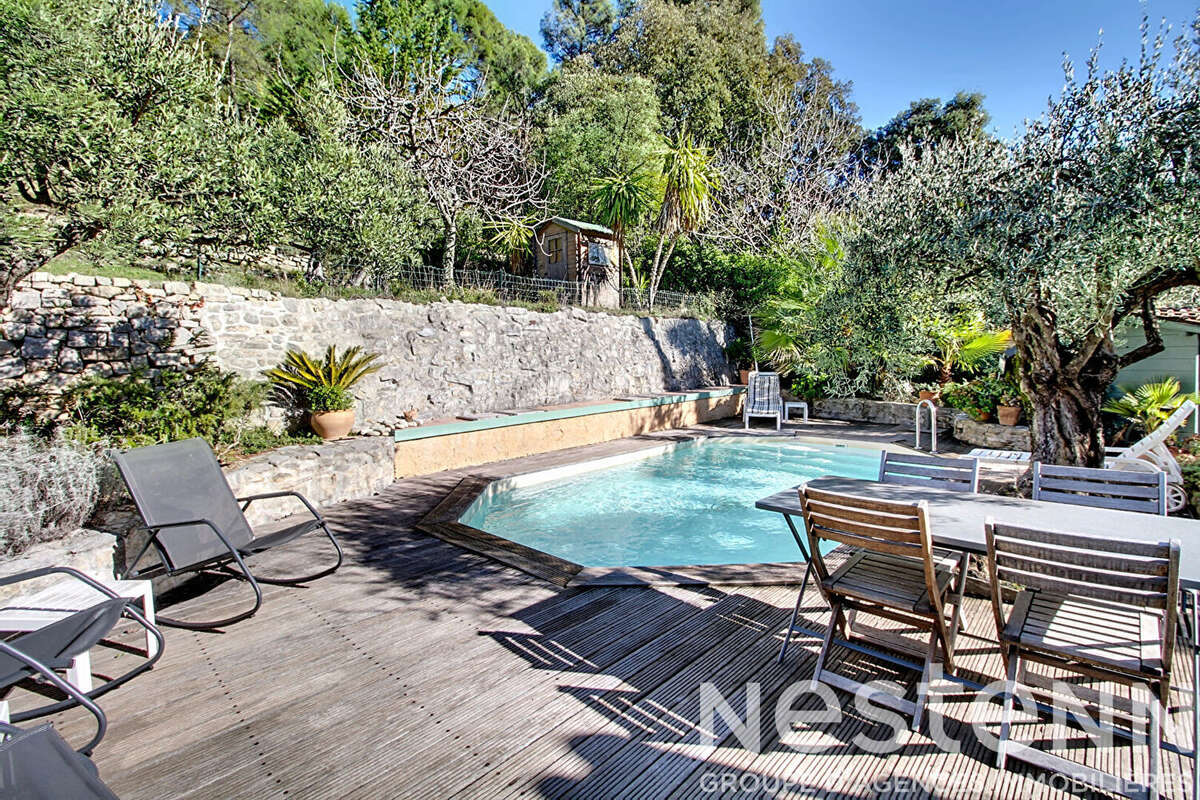 A VENDRE ! MAISON A  FIGANIERES - 81 m² environ + dépendance de 16 m² sur un terrain de 4495m² avec piscine - photo 19