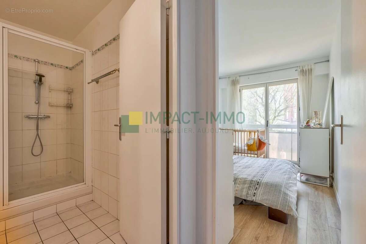 Appartement à CLICHY