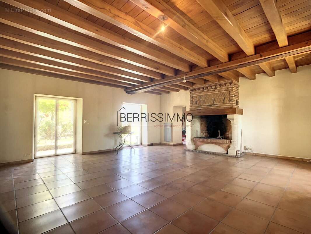 Maison à LOUROUER-SAINT-LAURENT