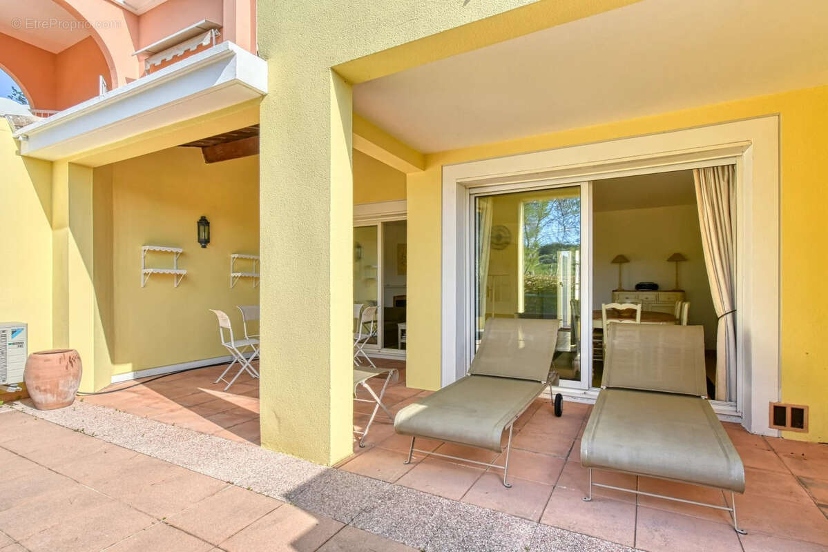 Maison à MOUGINS