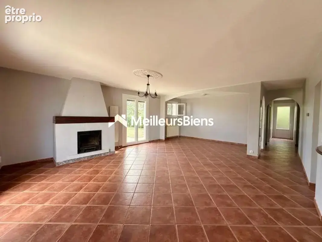 maison familiale 222  m²-8 pièces-6 chambres-2206 m² de terrain - photo 7
