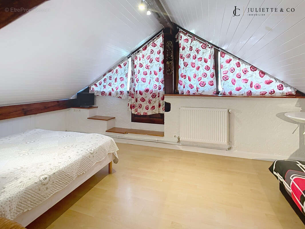 Maison 315 m² à Chamonix-Mont-Blanc  - photo 4