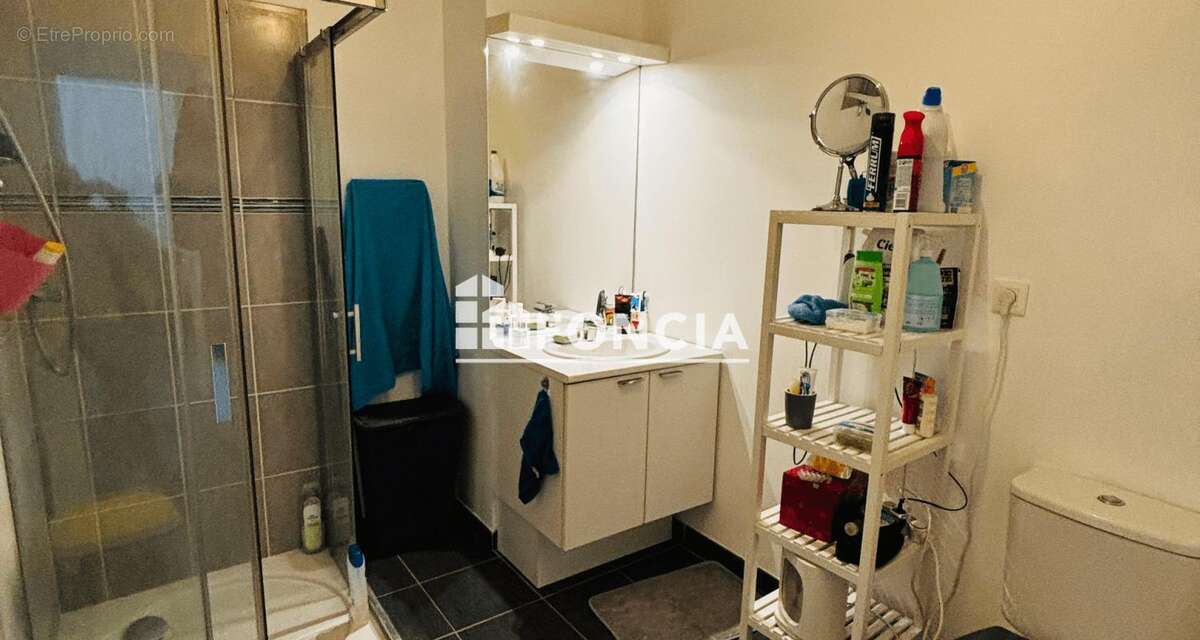 Appartement à CUERS