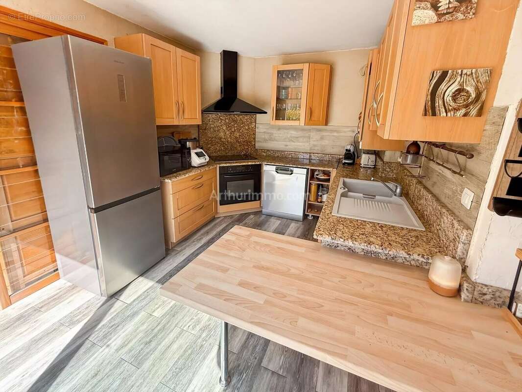 Maison à SOISY-SUR-SEINE