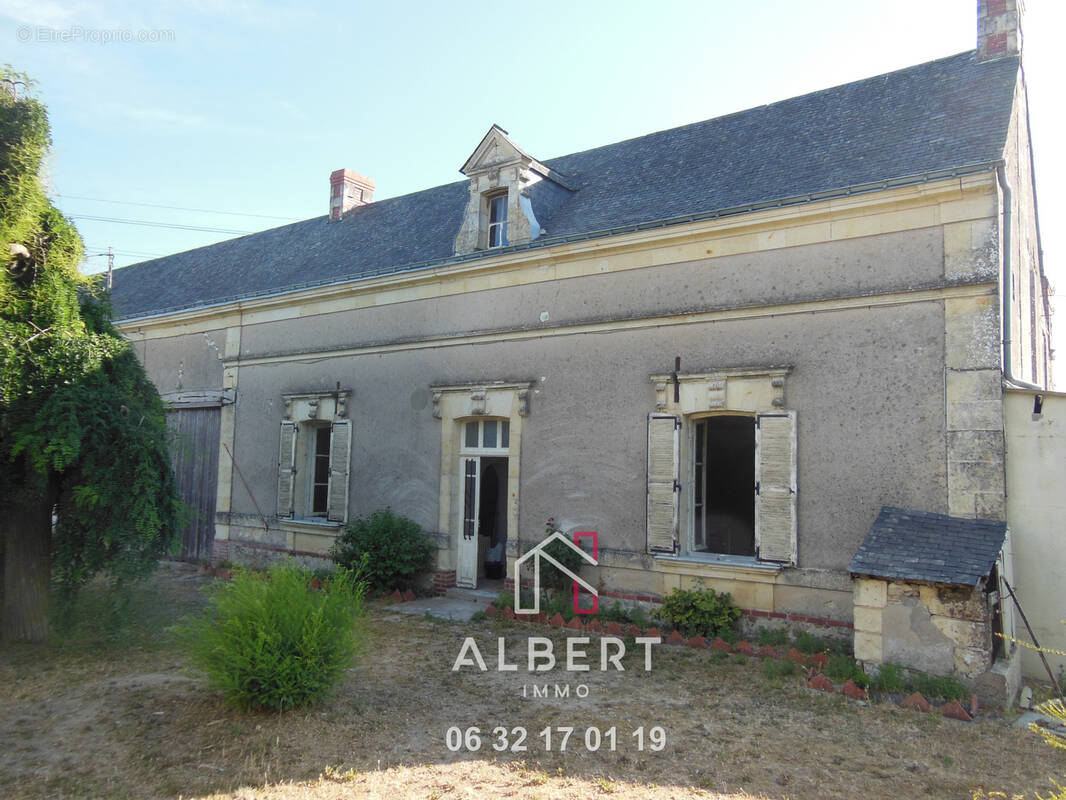 Maison à GENNES