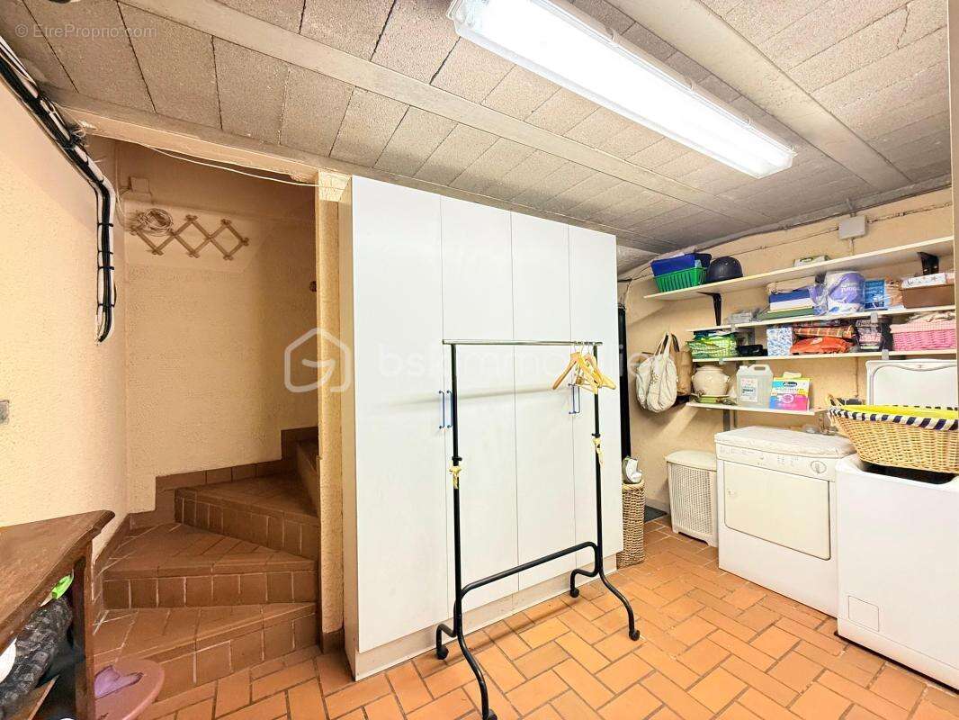 Maison spacieuse avec terrasse et jardin dans un cadre serein - photo 22