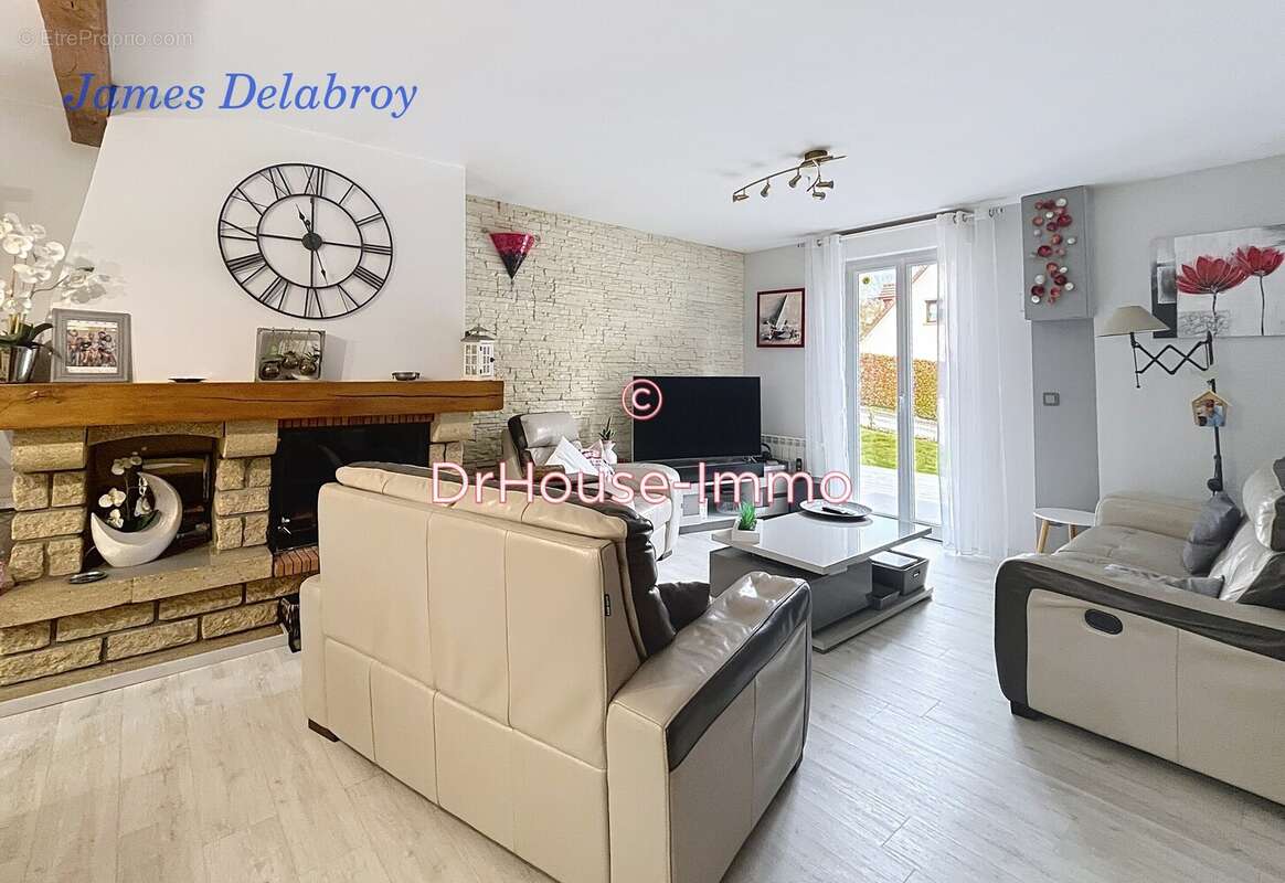 Maison à POIX-DE-PICARDIE