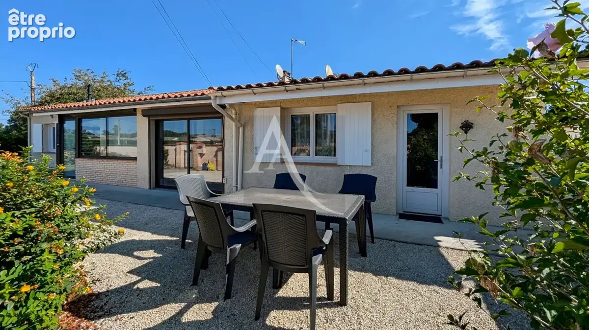Maison de plain-pied avec piscine et son appartement indépendant - photo 9