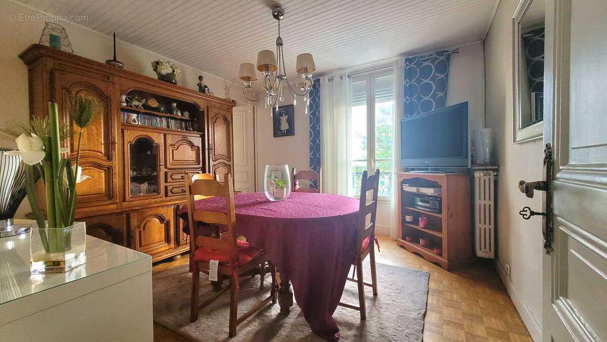Appartement à AUBERVILLIERS