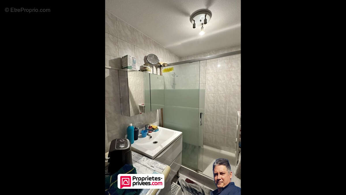 Appartement Venissieux 4 pièce(s) 81.63 m2 Vendu loué - photo 14