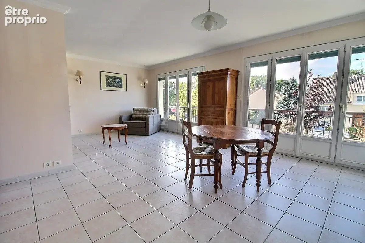 Appartement à MAUREPAS