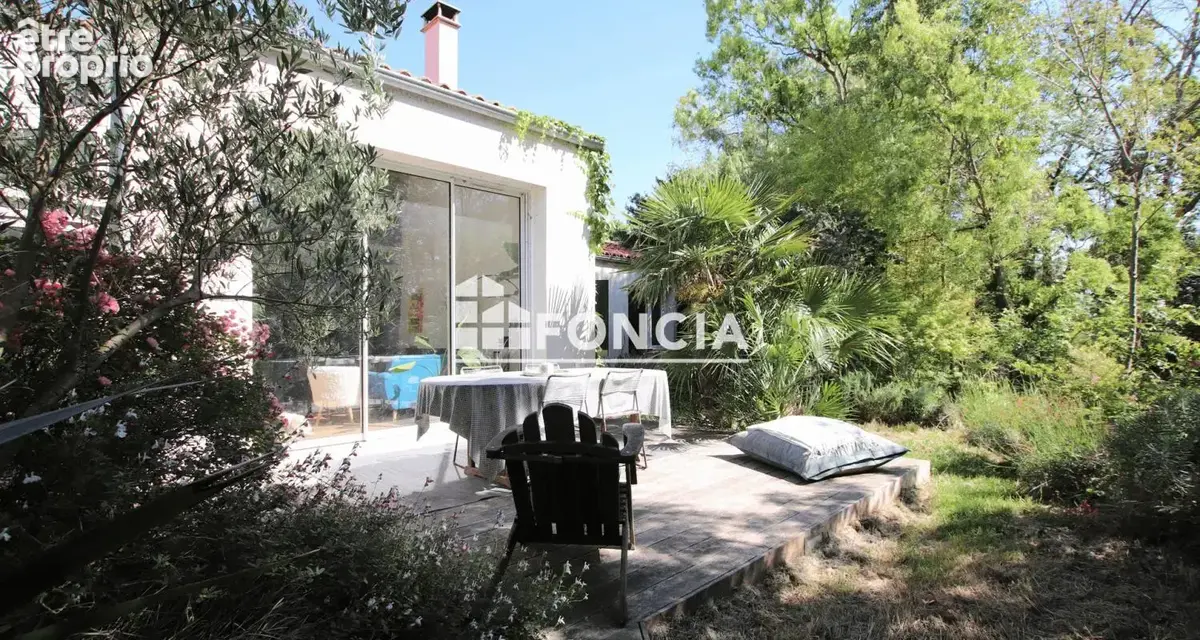Pour les amoureux de la nature, maison lumineuse, située hors zone inondable au niveau du PPRN - photo 1