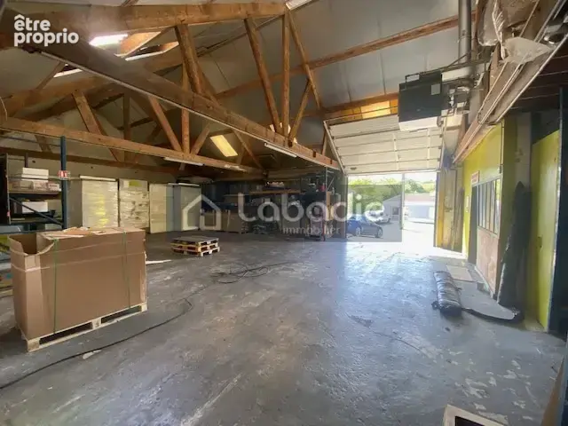 Plus de 1000m2 de surface couverte ! - photo 5