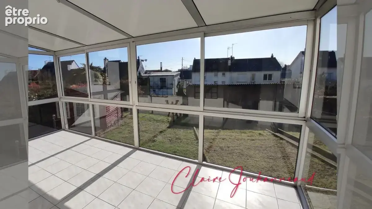 Maison  à fort potentiel avec jardin et grand garage - - photo 8