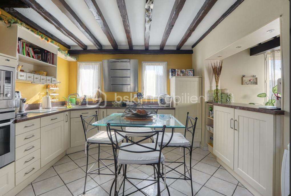 Maison à AUNEUIL