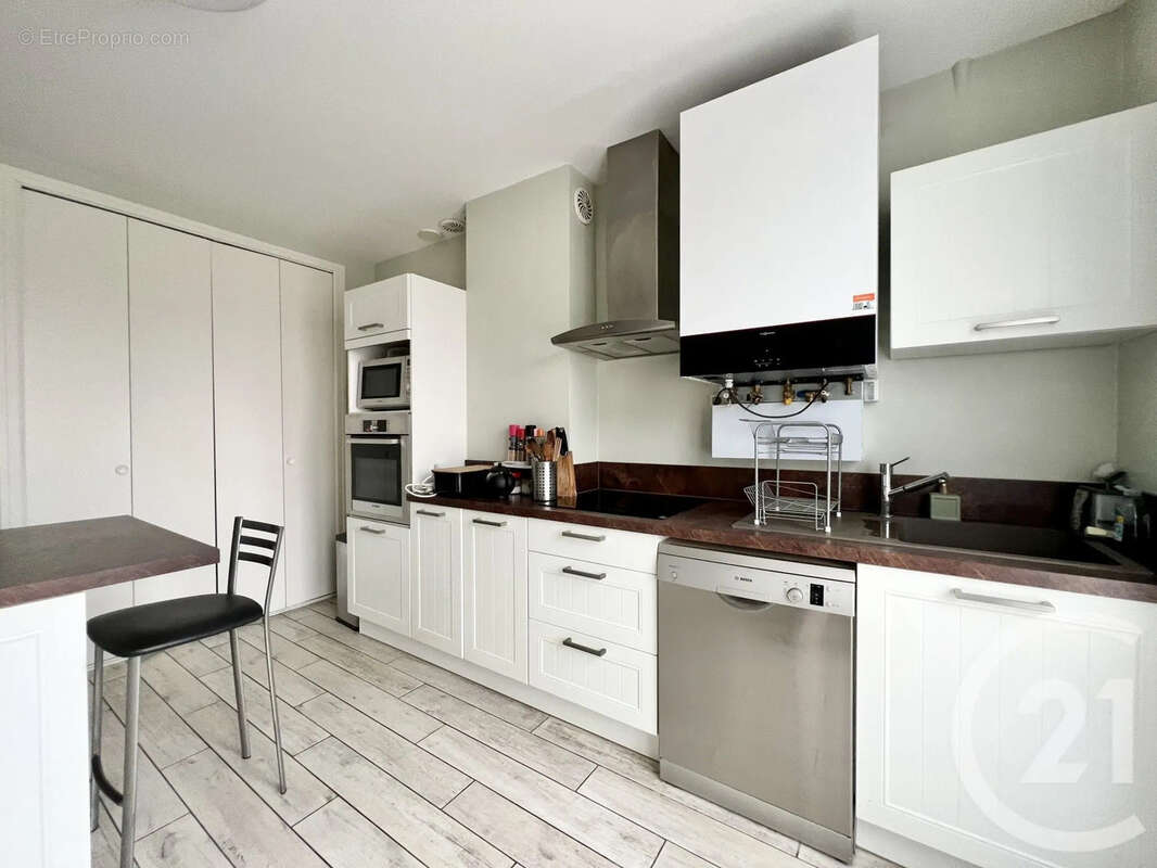 Appartement 96 m² à Portet-Sur-Garonne  - photo 3