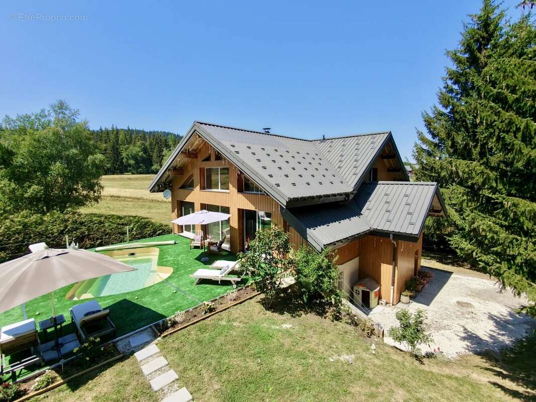 Villa d'exception de 167 m² avec piscine aux Déserts - photo 4