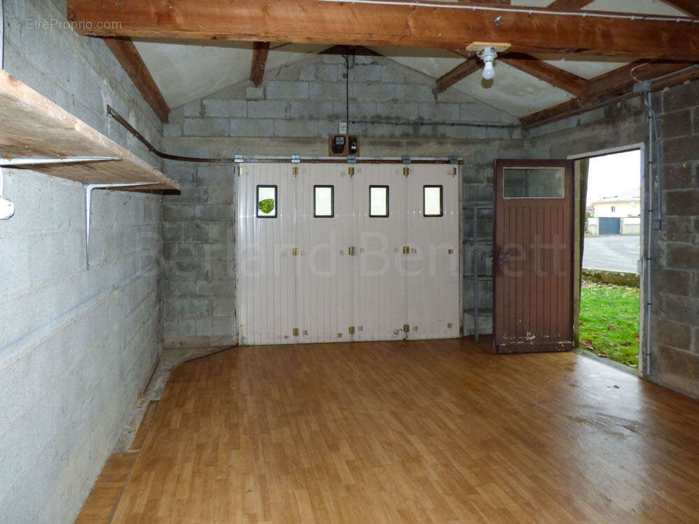 Maison à SAUZE-VAUSSAIS