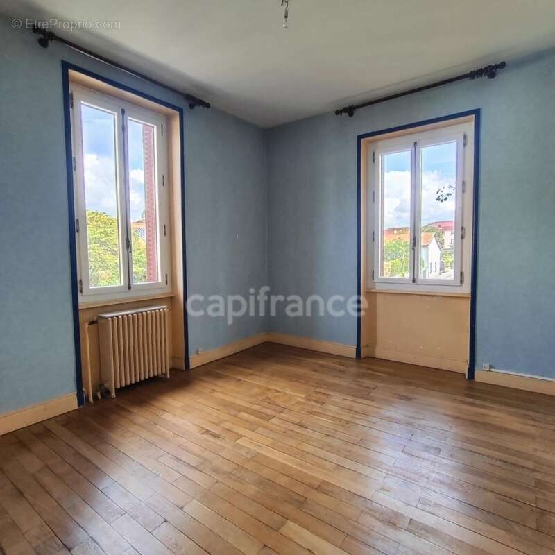 Maison à LES AVENIERES