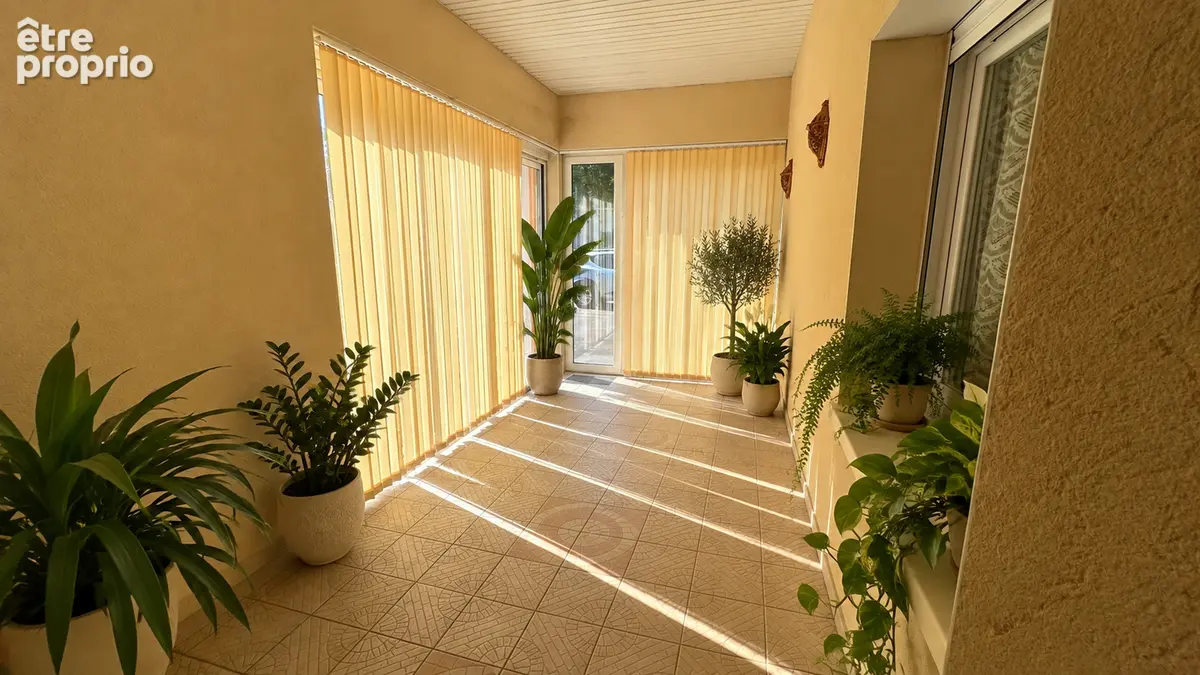 Maison  7 pièce(s) 150 m2 SEGRE - photo 6