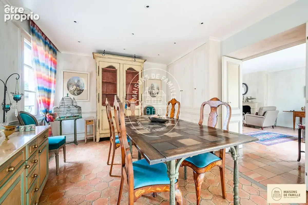 Le Bourg - Maison de caractère de 250m2 à La Celle Saint Cloud - photo 11