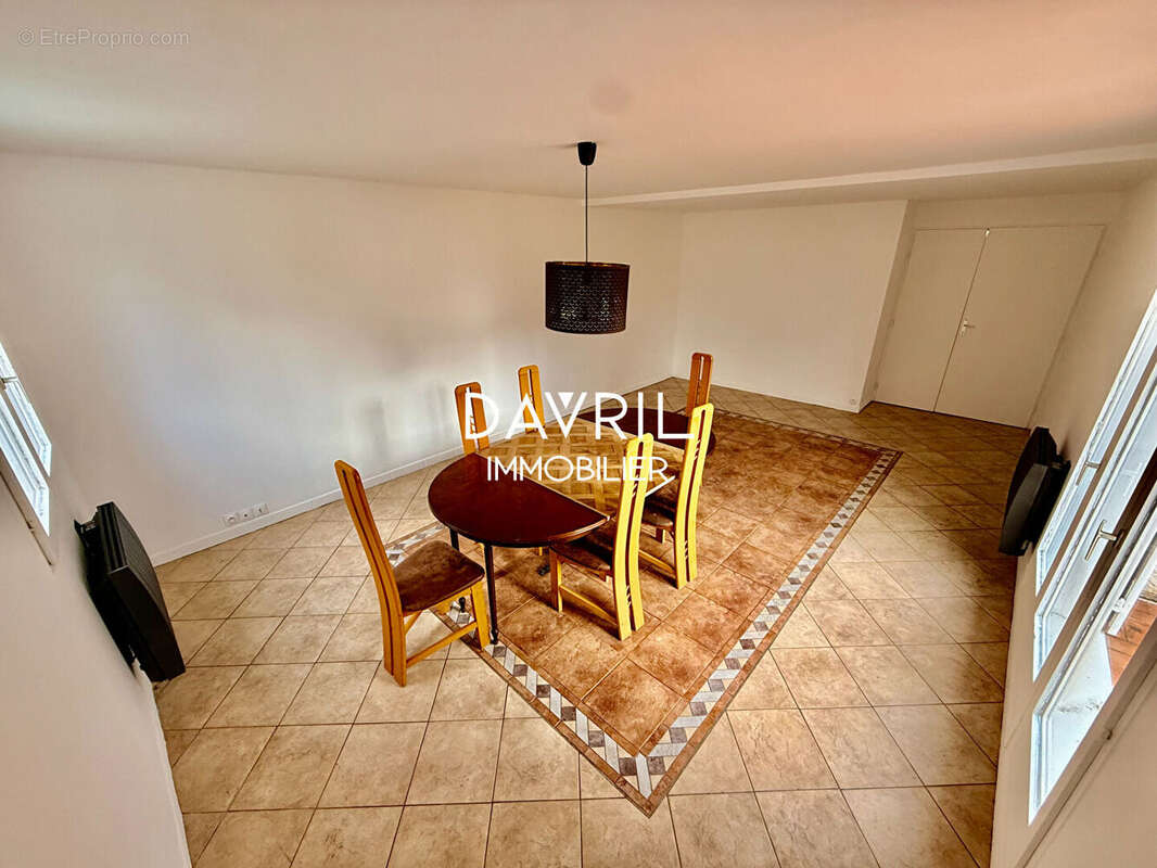 Maison à CONFLANS-SAINTE-HONORINE