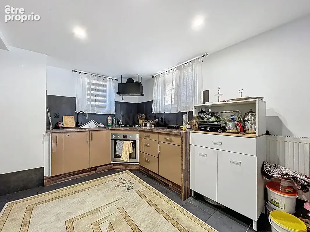 Maison spacieuse à Villeneuve-Saint-Georges, Idéale Famille Nombreuse ou Investisseur - photo 18