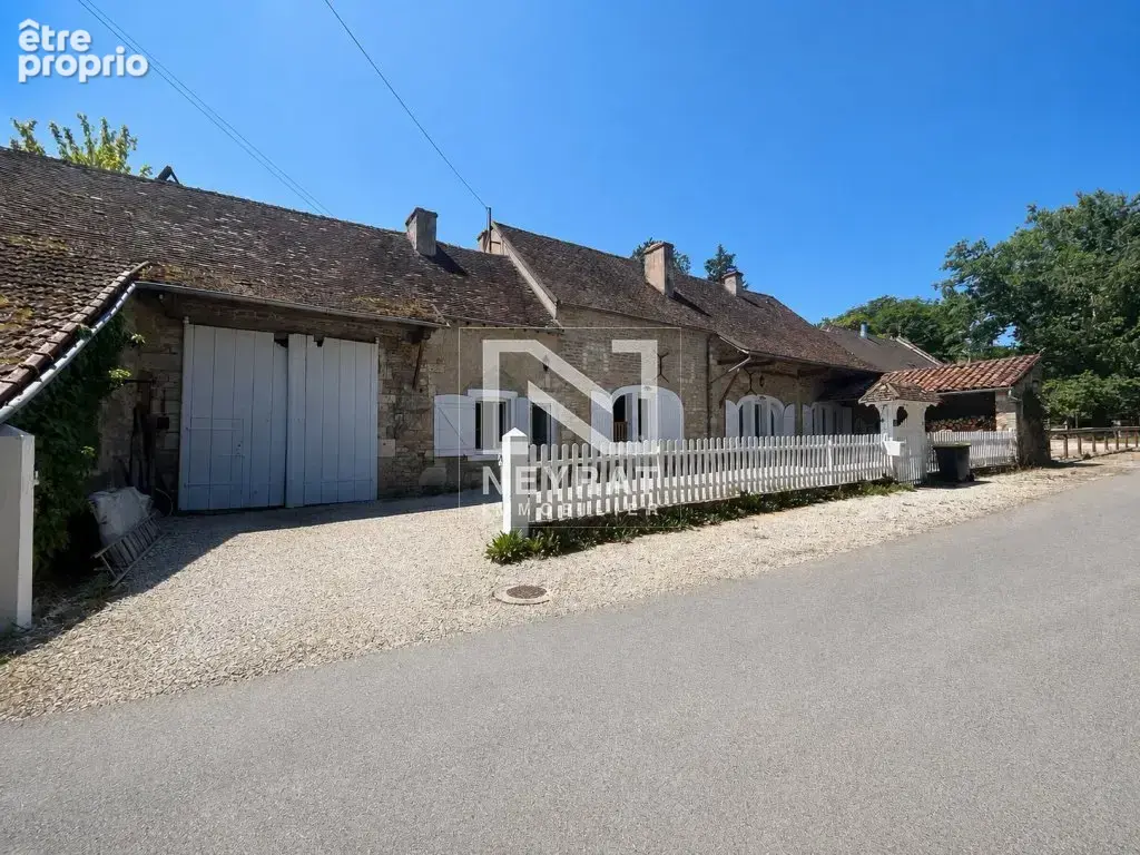 Un véritable lieu de vie entre charme de la pierre, grands espaces et vue dégagée - photo 18