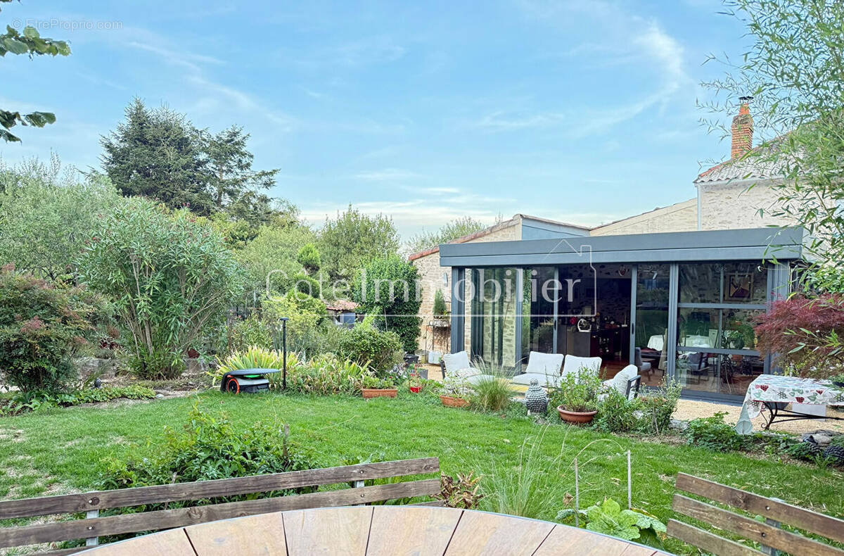 Maison à SAINT-PHILBERT-DE-GRAND-LIEU