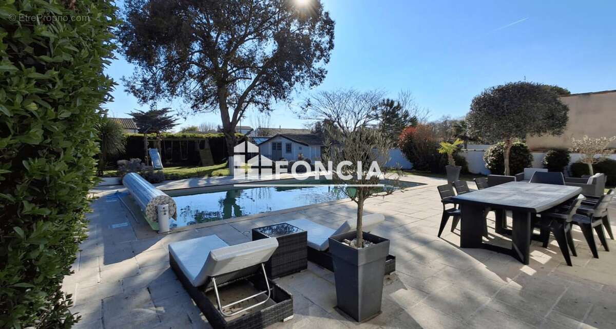 Maison familiale de 175 m² et T2 de 40 m² - photo 8