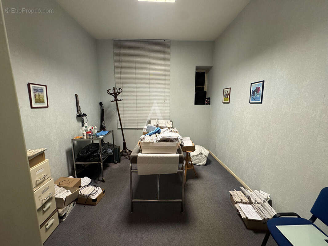 Albi, Bureaux de 46 m² - photo 4