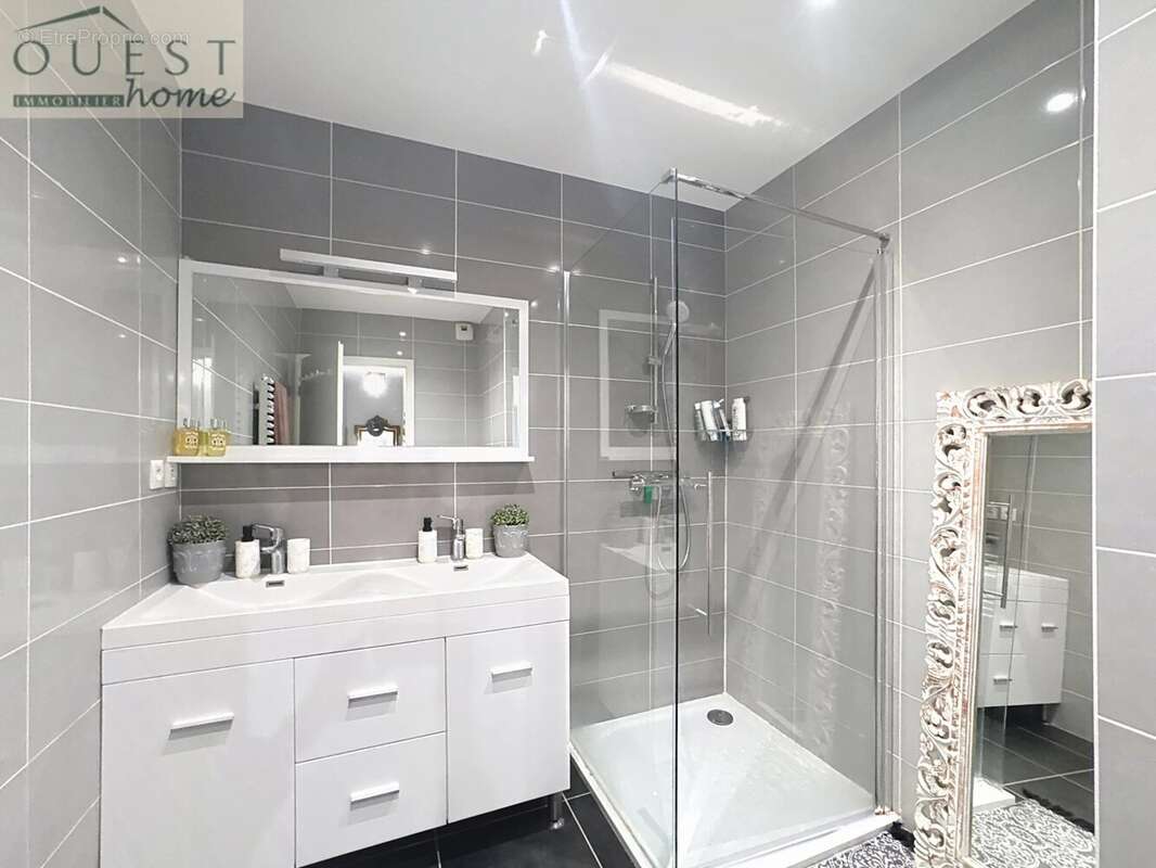 Appartement à TASSIN-LA-DEMI-LUNE