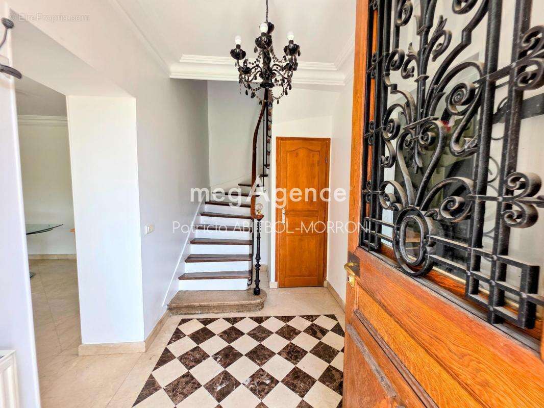 Maison à NEUILLY-PLAISANCE