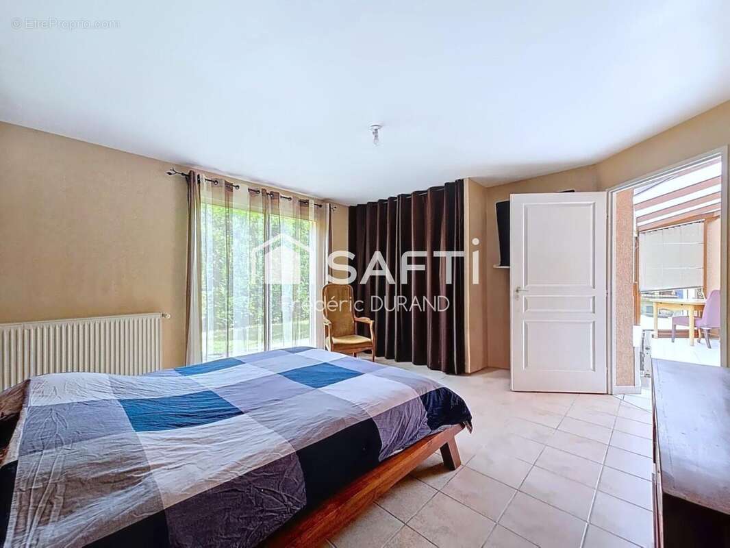 Photo 8 - Maison à CORBAS