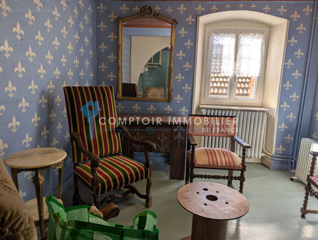 Dépt. 43 - A VENDRE à PRADELLES - Maison mitoyenne de Village de 72 m2. BAISSE DE PRIX - photo 2