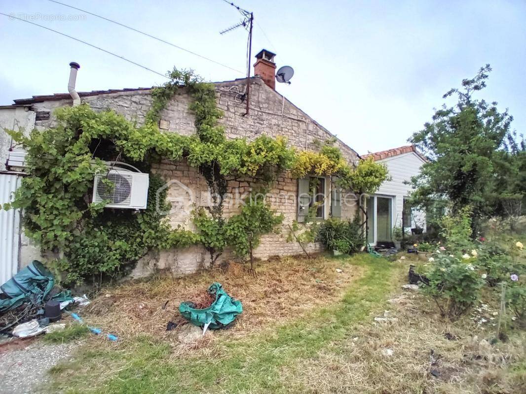 Maison à VINAX