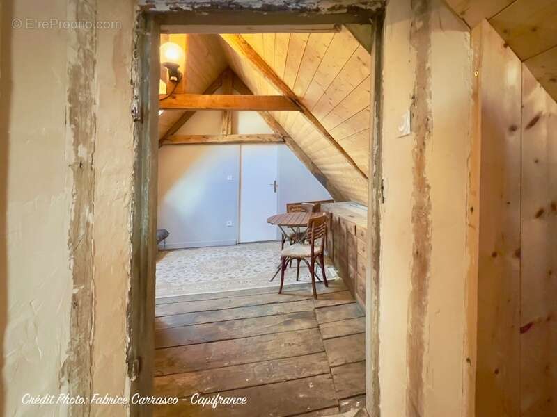 Maison à MONTAIGUT